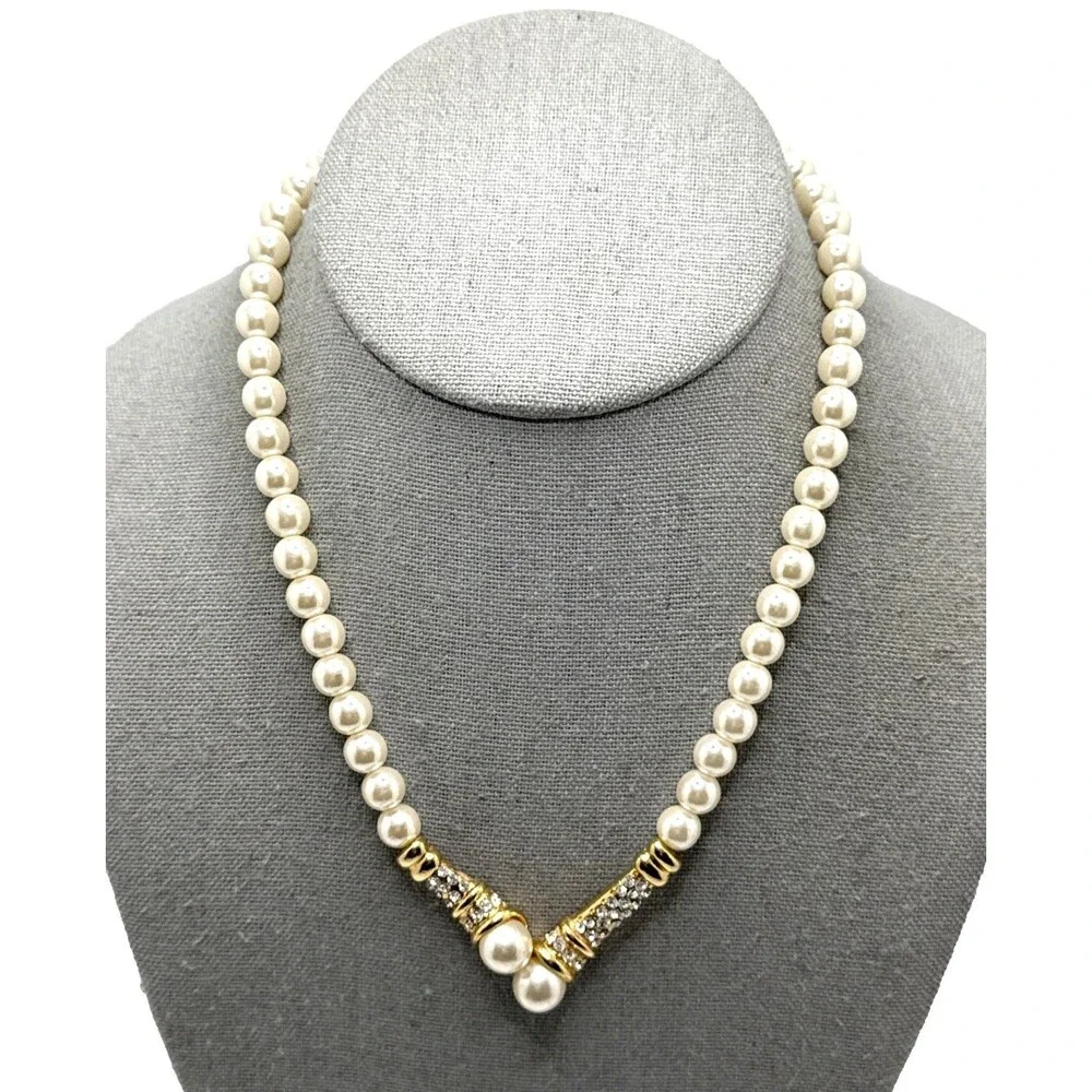 Faux Pearl Rhinestone Choker Necklace Gold Tone Statement 18